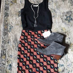 NEW LuLaRoe Cassie - Small